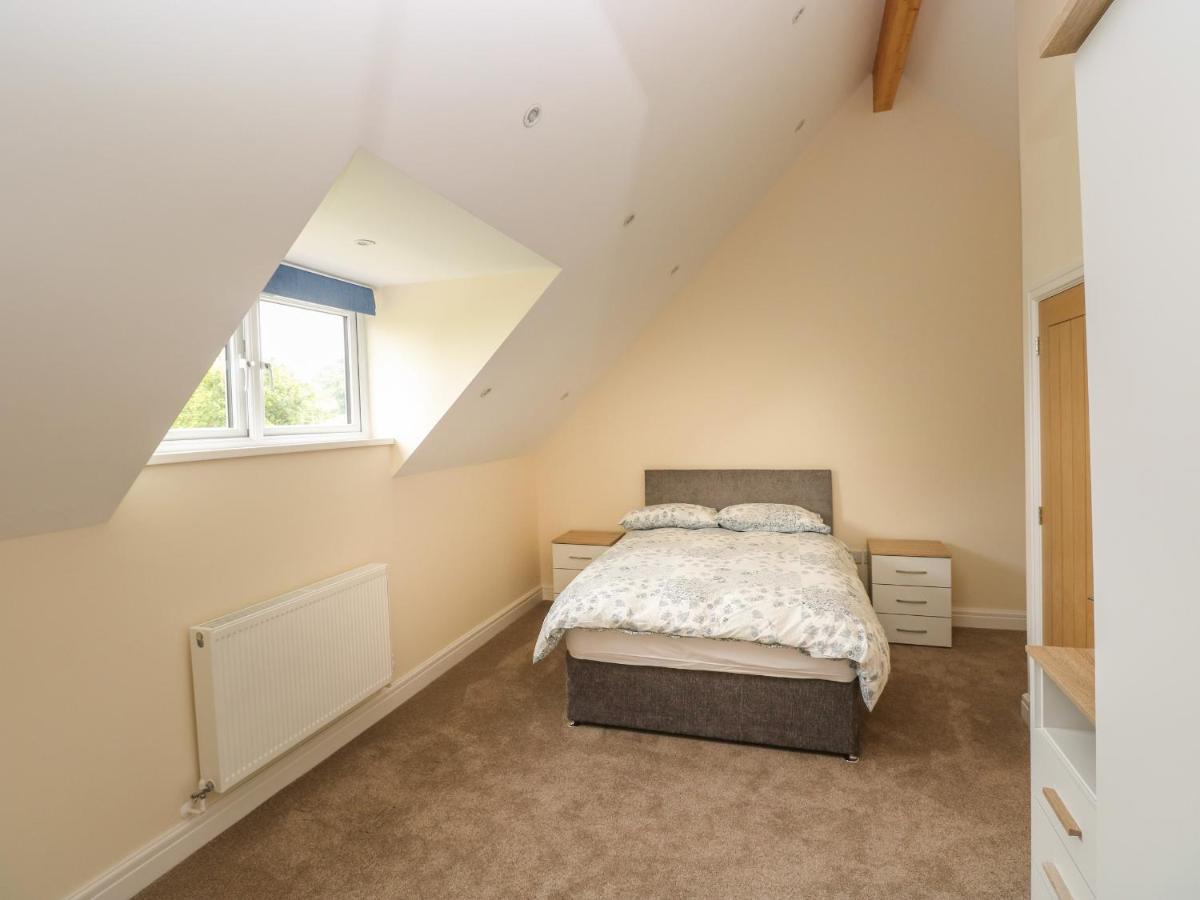 Villa Woodpecker Barn à Pontyclun Extérieur photo